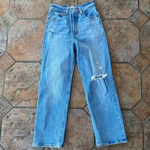 NWOT Levi’s Ribcage Straight Leg High Waist Jeans